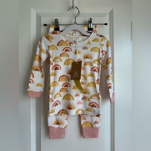 Angel Dear Girls Rise and Shine Rainbow Pajama Set NWT Size 3T